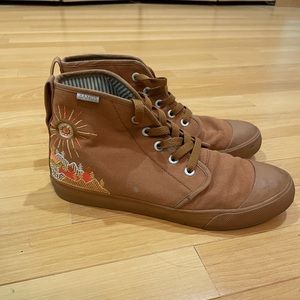 Bangs mountain sunrise shoes